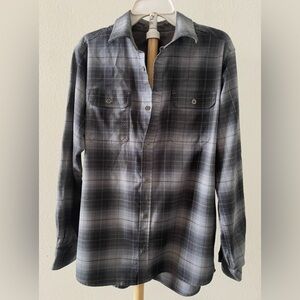 Swiss Tech Black and Gray Button Down Long Sleeve